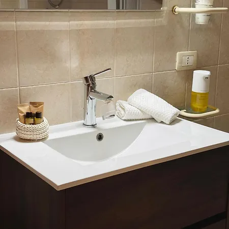 Civico 5 アパート